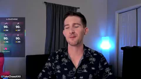 Snapshot of tylerchasexxx chatting on September 26, 2025, 11:09 pm Tyler Chase online show from September 26, 2025, 11:09 pm