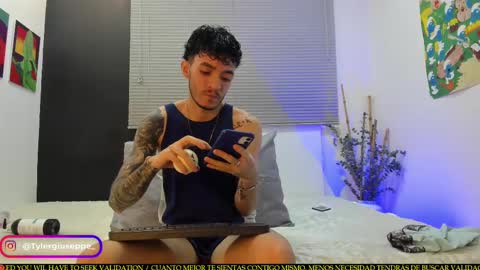 tylergiuseppe_ online show from February 14, 2025, 10:47 pm