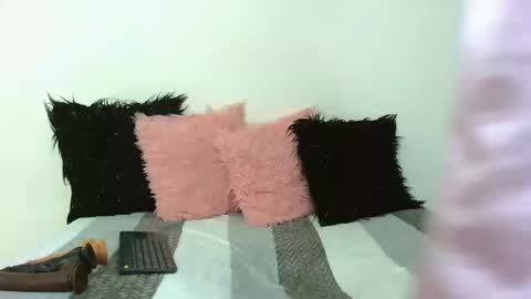 Tylor Martinez online show from January 14, 2025, 12:11 am