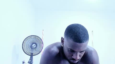 Snapshot of tyron_rulers chatting on June 21, 2026, 1:41 am Dvid Rullers online show from June 21, 2026, 1:41 am