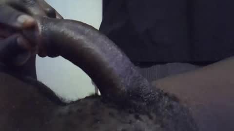 Snapshot of tyroneall chatting on November 25, 2025, 10:43 pm tyroneall online show from November 25, 2025, 10:43 pm