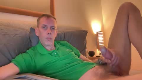 Snapshot of tyronev70 chatting on October 4, 2025, 12:03 pm Ty online show from October 4, 2025, 12:03 pm