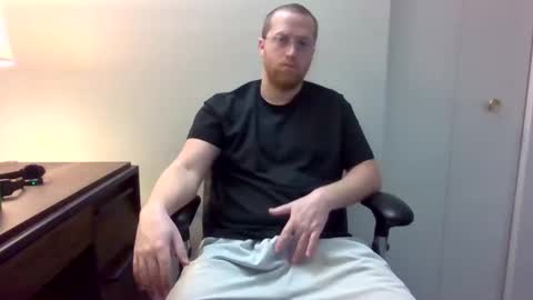 tytheexhibionist24 online show from October 14, 2025, 9:59 pm