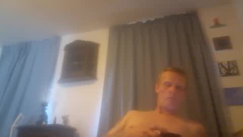 Snapshot of u2232739082 chatting on June 11, 2026, 2:04 pm u2232739082 online show from June 11, 2026, 2:04 pm