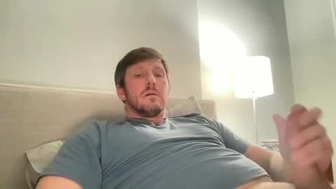 Snapshot of u28005 chatting on December 5, 2024, 11:07 pm u28005 online show from December 5, 2024, 11:07 pm