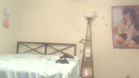 Snapshot of uandme_baby chatting on February 27, 2025, 6:50 am Azelia B online show from February 27, 2025, 6:50 am