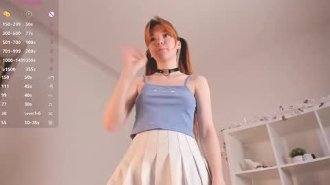 Lili online show from March 6, 2025, 8:08 am