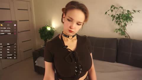 Snapshot of udelaborom chatting on February 9, 2026, 6:23 pm Lili online show from February 9, 2026, 6:23 pm