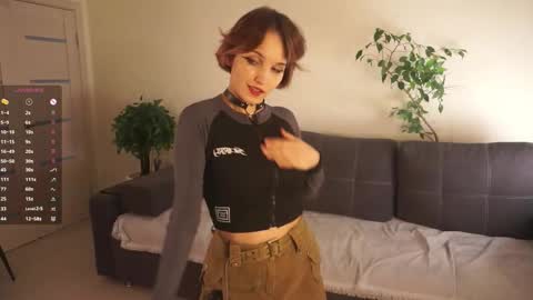 Snapshot of udelaborom chatting on February 19, 2026, 4:36 pm Lili online show from February 19, 2026, 4:36 pm