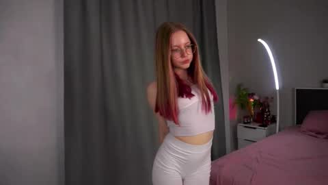 Snapshot of udelaborom chatting on February 20, 2026, 6:19 am Lili online show from February 20, 2026, 6:19 am