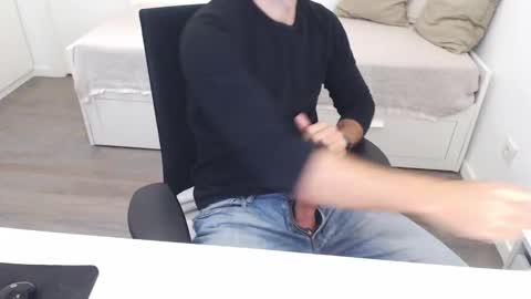 Snapshot of ulep chatting on November 21, 2025, 11:53 am Ulep online show from November 21, 2025, 11:53 am