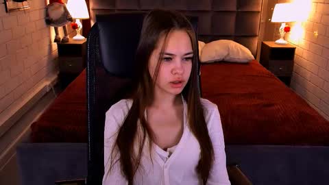 Snapshot of ulianeer chatting on February 6, 2026, 5:12 am Ulia online show from February 6, 2026, 5:12 am