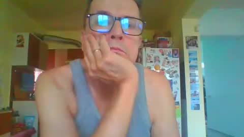 ulmeni4 online show from February 13, 2026, 2:46 pm