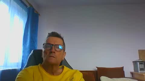 ulmeni7 online show from July 12, 2026, 1:02 pm