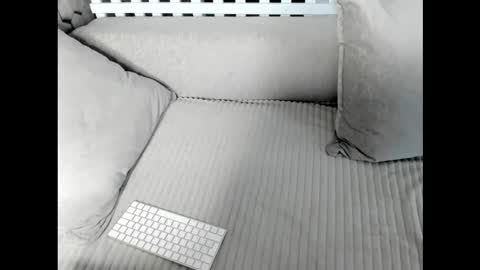 Melena online show from March 16, 2026, 3:12 am