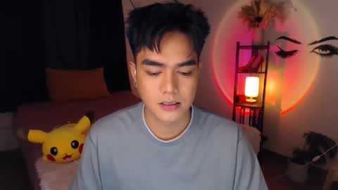 Alex online show from February 28, 2025, 7:35 pm