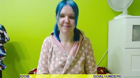 Snapshot of ultra_meow chatting on July 28, 2026, 6:20 pm Roxy online show from July 28, 2026, 6:20 pm