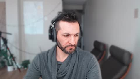 Snapshot of ultratoaster chatting on January 21, 2025, 6:12 pm ultratoaster online show from January 21, 2025, 6:12 pm