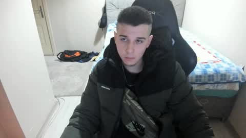 Snapshot of ulxer chatting on December 28, 2024, 7:54 pm hi im mike tyson - online show from December 28, 2024, 7:54 pm