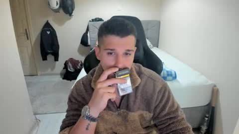 Snapshot of ulxer chatting on October 1, 2025, 6:58 pm hi im mike tyson - online show from October 1, 2025, 6:58 pm