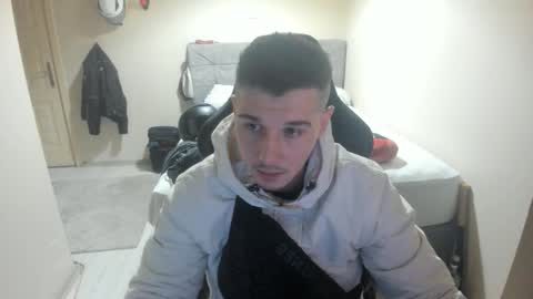 Snapshot of ulxer chatting on November 2, 2025, 7:05 pm hi im mike tyson - online show from November 2, 2025, 7:05 pm