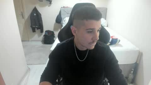 Snapshot of ulxer chatting on November 11, 2025, 8:31 pm hi im mike tyson - online show from November 11, 2025, 8:31 pm