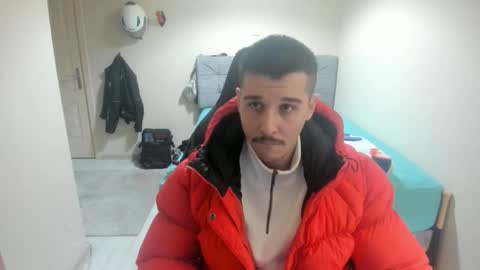 Snapshot of ulxer chatting on November 30, 2025, 7:29 pm hi im mike tyson - online show from November 30, 2025, 7:29 pm