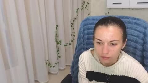 Ulyana online show from September 30, 2025, 4:17 am