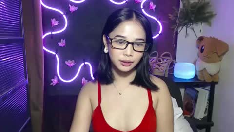 umi online show from September 19, 2025, 11:44 am