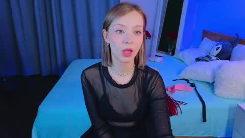 umpa_lummpa_ online show from January 15, 2026, 10:09 am