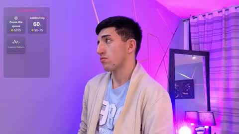 un_sluttyy online show from December 2, 2025, 12:21 pm