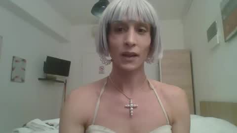 unadiosa online show from February 1, 2026, 12:04 pm