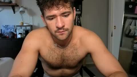Snapshot of uncutbro55 chatting on May 8, 2026, 9:31 pm uncutbro55 online show from May 8, 2026, 9:31 pm