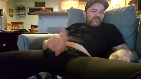 Snapshot of uncutbull541 chatting on October 20, 2025, 5:41 am uncutbull541 online show from October 20, 2025, 5:41 am