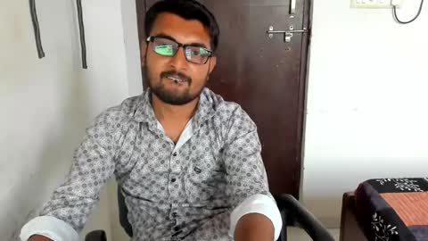 Snapshot of uncutraja chatting on January 22, 2025, 12:38 pm uncutraja online show from January 22, 2025, 12:38 pm