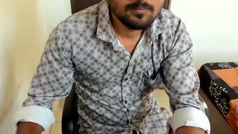 Snapshot of uncutraja chatting on February 23, 2025, 11:44 am uncutraja online show from February 23, 2025, 11:44 am