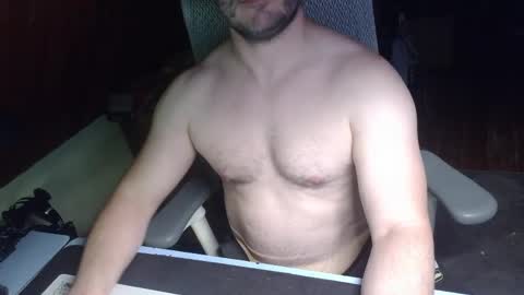 Snapshot of under_the_desk40 chatting on April 16, 2026, 9:39 pm Under the desk online show from April 16, 2026, 9:39 pm