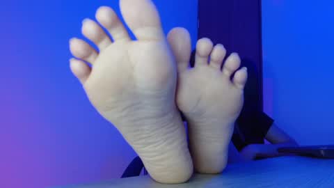 Snapshot of underlana____ chatting on December 18, 2024, 3:15 am online show from December 18, 2024, 3:15 am