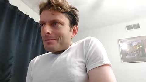 Snapshot of undress_me_ chatting on December 10, 2024, 2:17 pm undress me online show from December 10, 2024, 2:17 pm