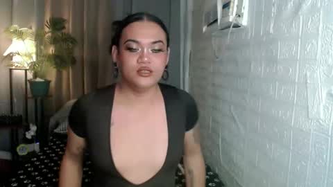 Snapshot of unforgettable_sin chatting on September 10, 2025, 2:17 pm Bella Shamara Odett online show from September 10, 2025, 2:17 pm