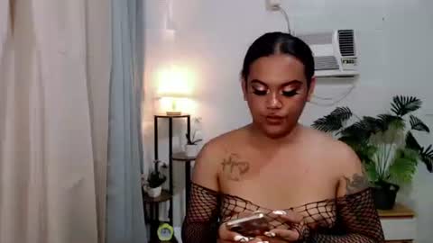 Snapshot of unforgettable_sin chatting on September 16, 2025, 5:08 am Bella Shamara Odett online show from September 16, 2025, 5:08 am