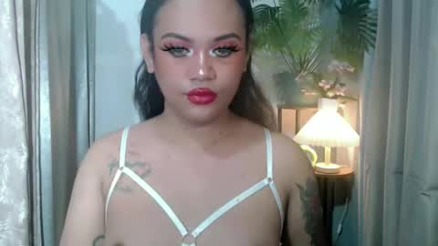 Snapshot of unforgettable_sin chatting on October 6, 2025, 11:18 am Bella Shamara Odett online show from October 6, 2025, 11:18 am