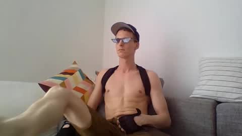 Snapshot of unluckyluke92 chatting on February 22, 2025, 7:56 am unluckyluke92 online show from February 22, 2025, 7:56 am