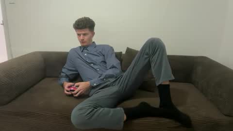 Snapshot of unverifiedbwc chatting on April 9, 2026, 7:08 pm Stepbro online show from April 9, 2026, 7:08 pm