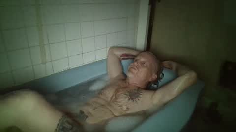 Snapshot of unwanted_man chatting on May 20, 2026, 9:15 am unwanted_man online show from May 20, 2026, 9:15 am