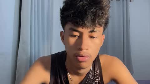 ur_fuckerbttm online show from February 1, 2026, 12:15 pm