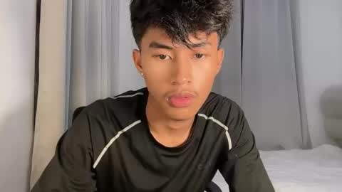 ur_fuckerbttm online show from February 16, 2026, 12:56 pm