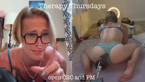 Snapshot of ur_goddess_daylee chatting on December 18, 2025, 10:16 pm Goddess online show from December 18, 2025, 10:16 pm