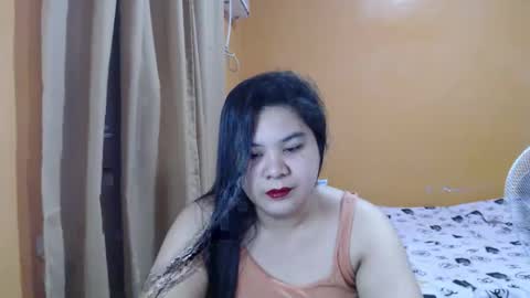 ur_hotsexymaria online show from March 24, 2026, 3:22 am