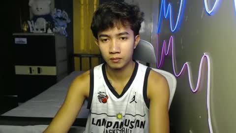 Snapshot of ur_hottestjonny chatting on June 23, 2026, 2:31 am jonny online show from June 23, 2026, 2:31 am